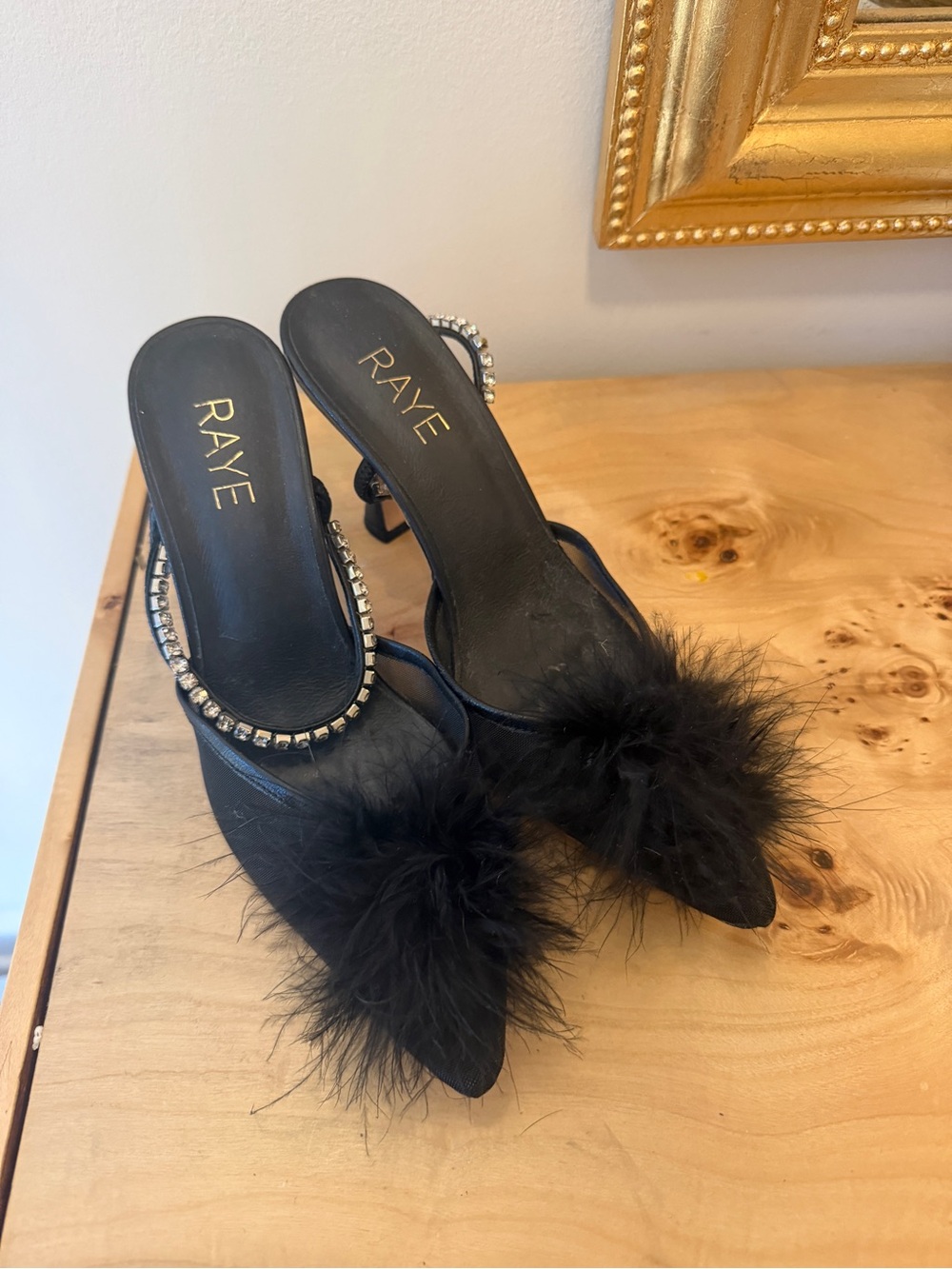 RAYE Duke Heel in Black